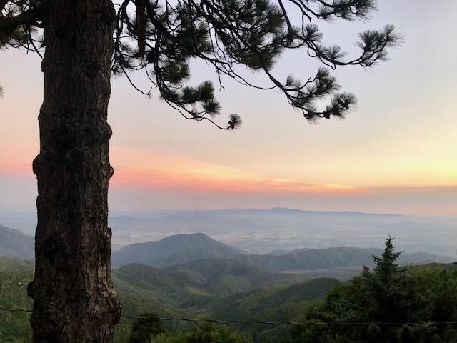 Skyforest Inn Dış mekan fotoğraf